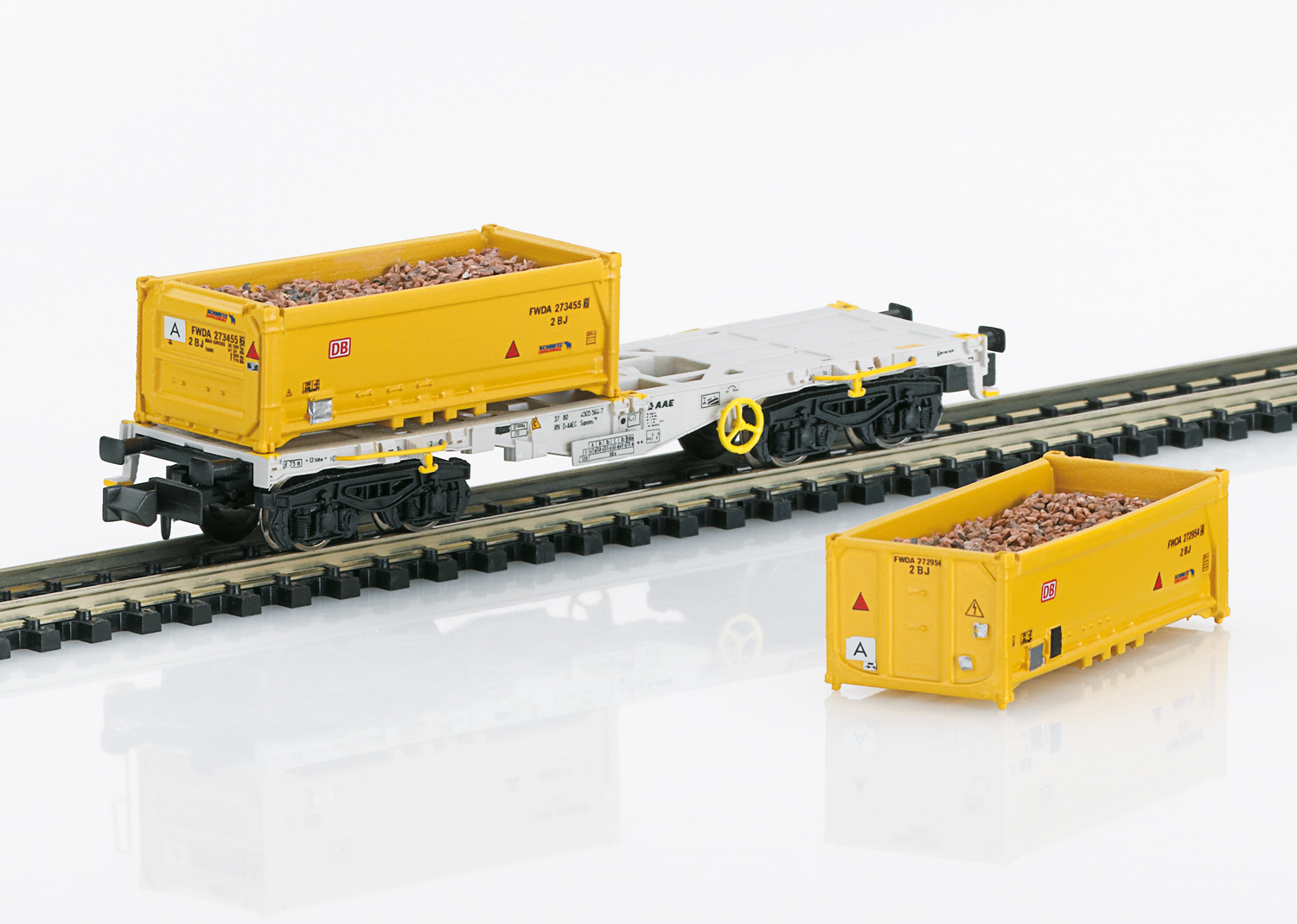 Type Sgmmns 190 Container Flat Car Set | Trix Websites