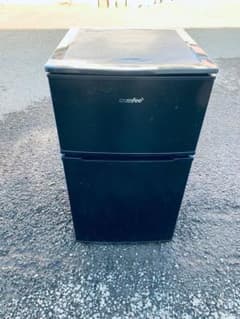 送料設置無料 comfee ノンフロン冷凍冷蔵庫 RCT90BL - メルカリ