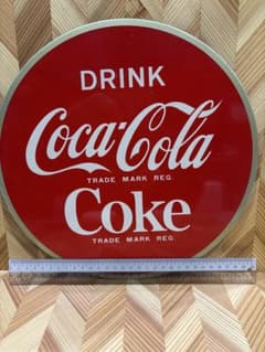 昭和レトロ Coca-Cola 丸型壁掛け看板 - メルカリ