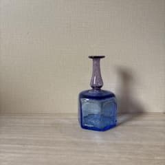 KOSTA BODA 青と紫 ガラス製 一輪挿し フラワーベース 花器 飾り花瓶