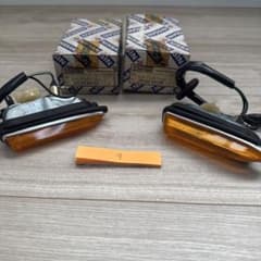 ペ*シ様 （9）Nissan Side Flash Lamp 26160-A01 - メルカリ