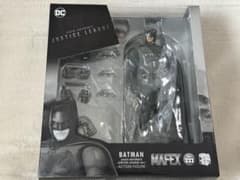 Mafex No.222 バットマン ザックスナイダージャスティスリーグver