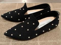 Offen 40 ブラック パール付き フラットシューズ - メルカリ