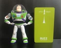 トイストーリー リアルポージングフィギュア バズ・ライトイヤー