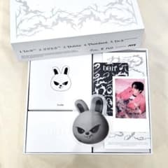 スキズ EVIL SKZOO SPEAKER リノ leebit セット - メルカリ