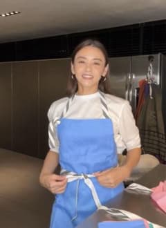 新色】【新品】滝沢眞規子 タキマキTAKIMAKI エプロン - メルカリ