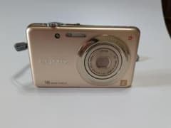 Panasonic LUMIX DMC-FH7 ゴールド デジカメ - メルカリ