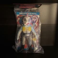 ピラザウルス(新色・蓄光)+ミニソフビ - メルカリ