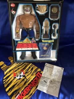 無敵の覆面王者！！タイガーマスク二世！！見参！！フィギュア 超合金