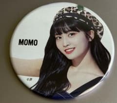 TWICE MOMO 缶バッジ 