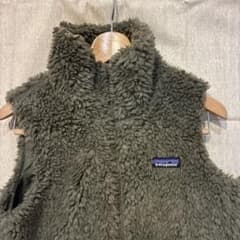 Patagonia フリースベスト XS オリーブグリーン - メルカリ