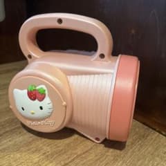 ハローキティのラジオ付きライト - メルカリ