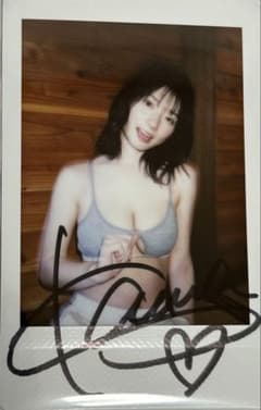 瀬戸環奈 直筆サイン入りチェキ チェキ - メルカリ