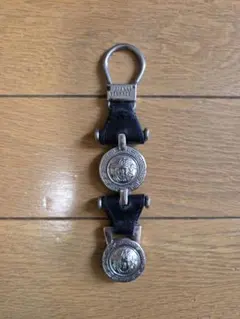 2026年最新】ジャンニヴェルサーチキーホルダーの人気アイテム - メルカリ