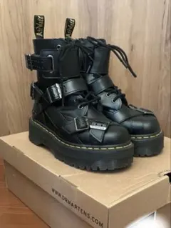 2026年最新】dr.martens jadon strapの人気アイテム - メルカリ