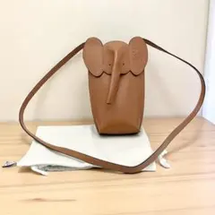 2026年最新】loewe ロエベ エレファントの人気アイテム - メルカリ
