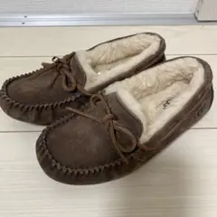 2026年最新】ugg モカシン 22.5の人気アイテム - メルカリ