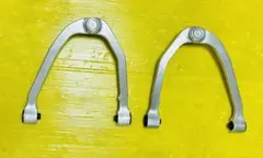 2026年最新】v36 スカイライン アッパーアームの人気アイテム - メルカリ