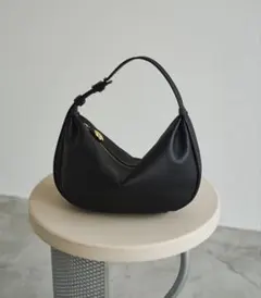 2026年最新】ハーフムーン russetの人気アイテム - メルカリ