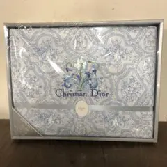 2025年最新】Christian Dior 掛け布団の人気アイテム - メルカリ