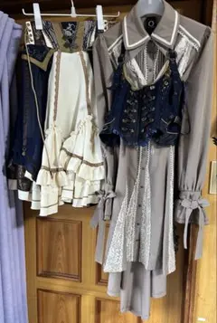 2026年最新】ozz onブラウスの人気アイテム - メルカリ