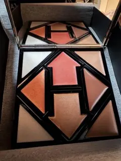 2026年最新】hazama アイシャドウの人気アイテム - メルカリ