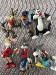 2026年最新】ルーニー・テューンズ フィギュアの人気アイテム - メルカリ