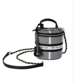 2026年最新】herlipto バニティバッグの人気アイテム - メルカリ