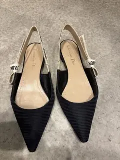 2026年最新】dior スリングバックパンプスの人気アイテム - メルカリ