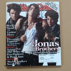 サイン入り海外雑誌Jonas Brothers