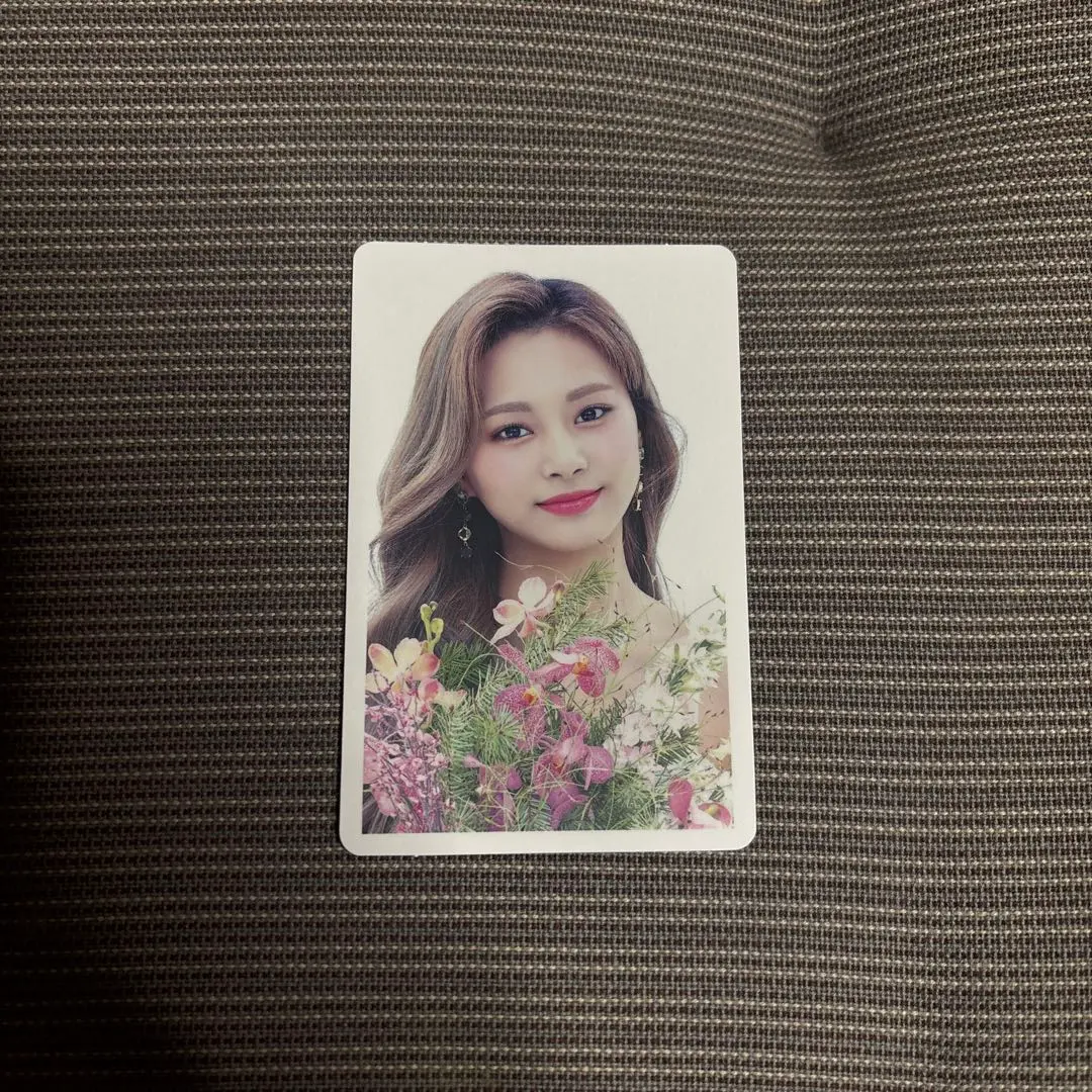 2026年最新】twice3のハイタッチトレカの人気アイテム - メルカリ