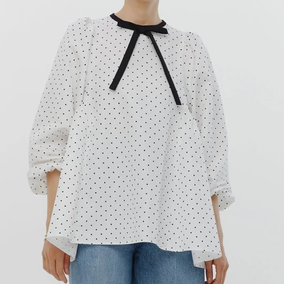 2026年最新】yori サイドギャザーブラウスの人気アイテム - メルカリ