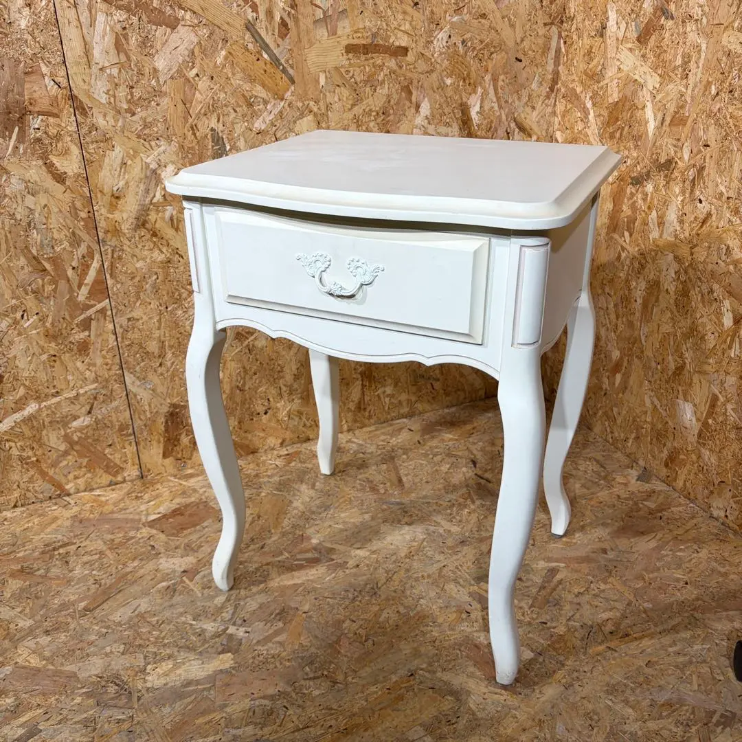 2026年最新】Laura Ashley サイドテーブル・ナイトテーブル・ロー