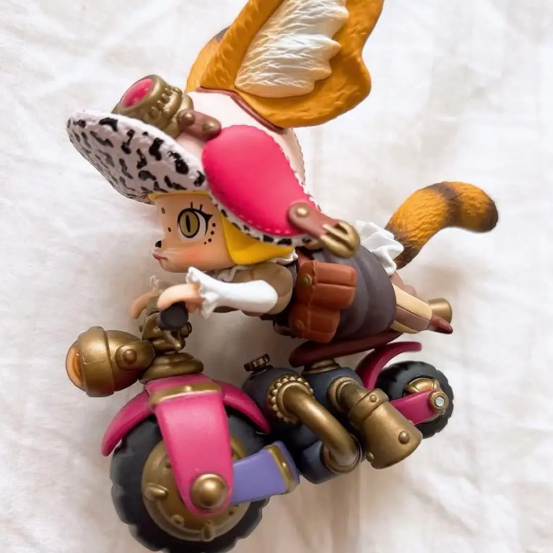 デザイナーズトイ 鎌田光司 飛んでいるカブトムシ トレトイフィギュア