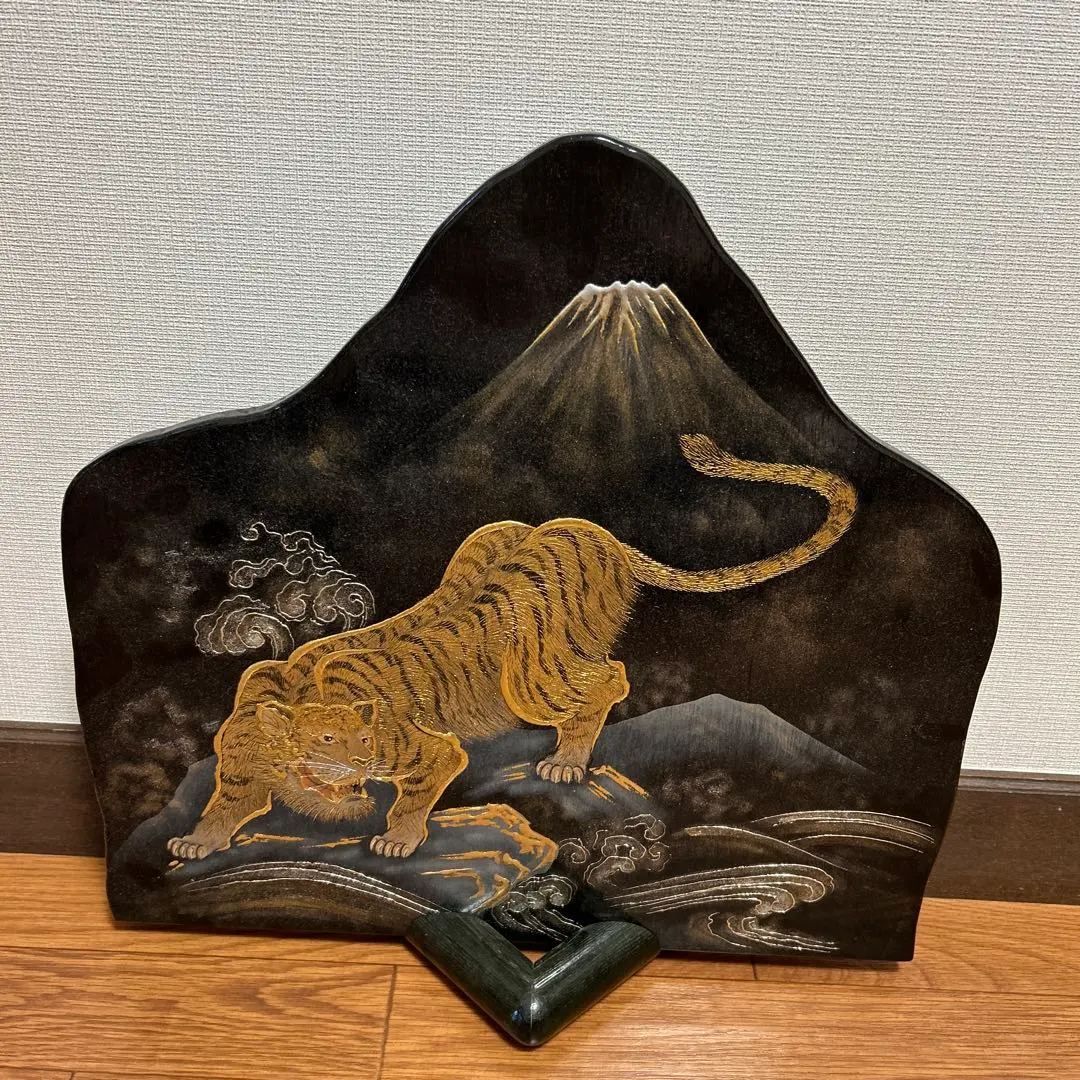 2026年最新】衝立虎の人気アイテム - メルカリ