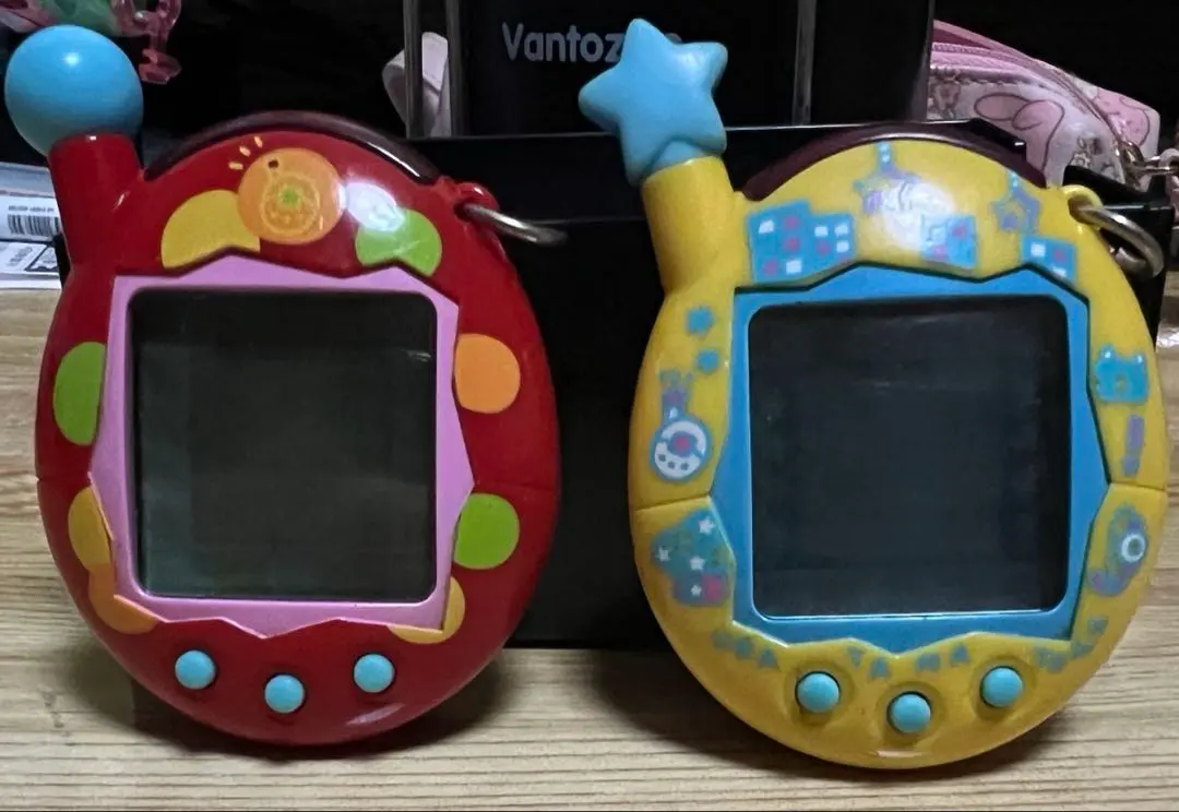 2026年最新】超じんせーエンジョイ!たまごっちプラス ビーズれっどの