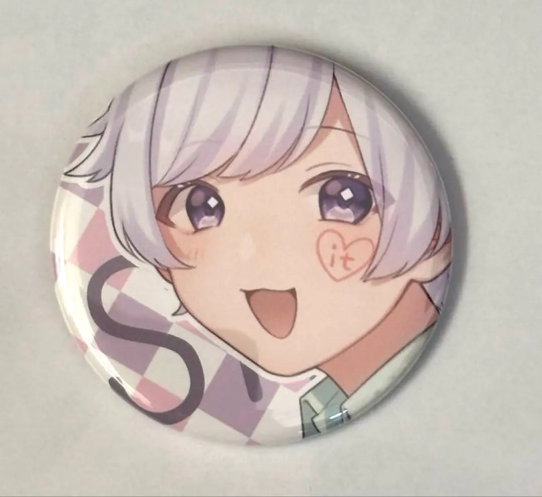 2026年最新】いれいす 缶バッジ 初兎 推しみつの人気アイテム - メルカリ