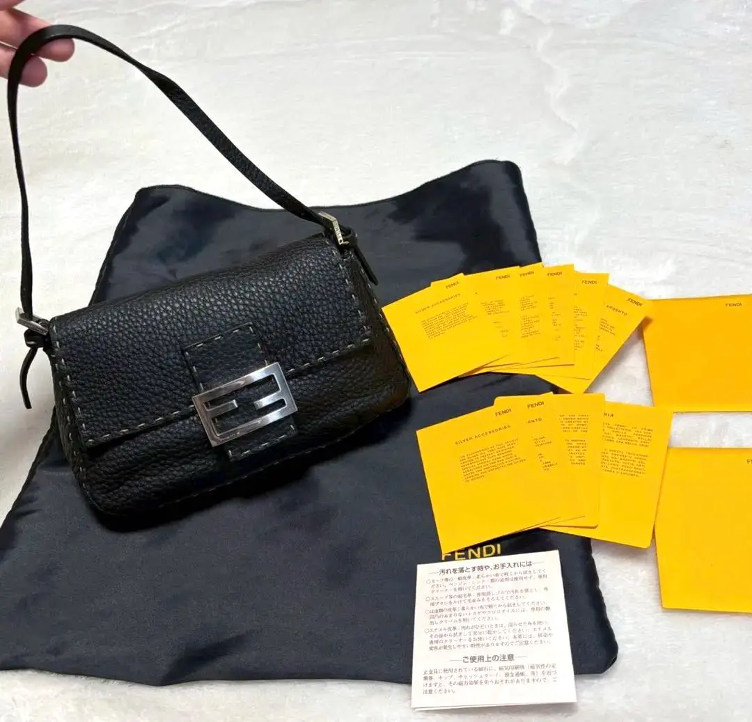 2026年最新】FENDI マンマバケット セレリアの人気アイテム - メルカリ