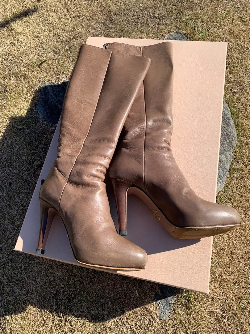 2026年最新】PRADA カラー：ブラウン系 ロングブーツの人気アイテム