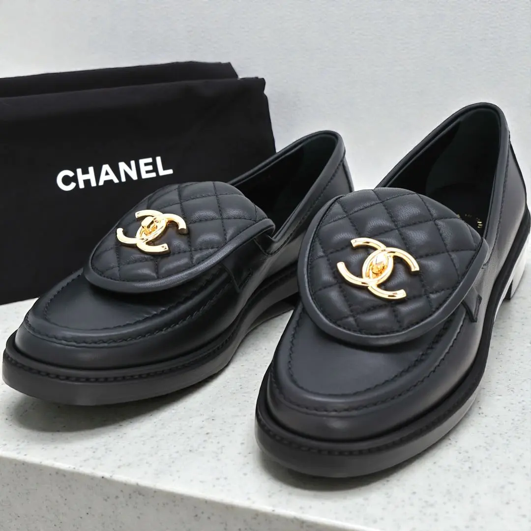 2026年最新】シャネル ローファー ターンロックの人気アイテム - メルカリ