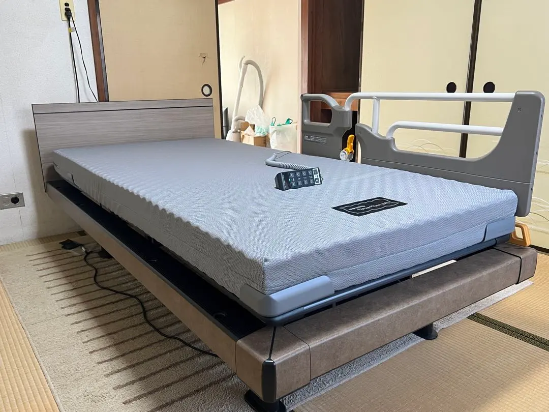 2026年最新】パラマウントベッド 介助バーの人気アイテム - メルカリ