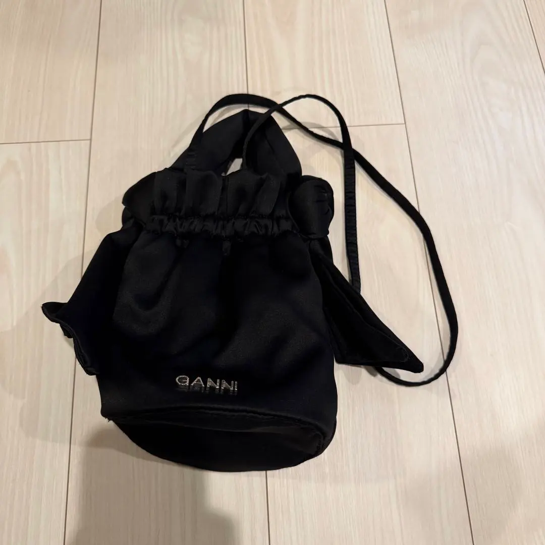 2026年最新】ganni バッグ サテンの人気アイテム - メルカリ
