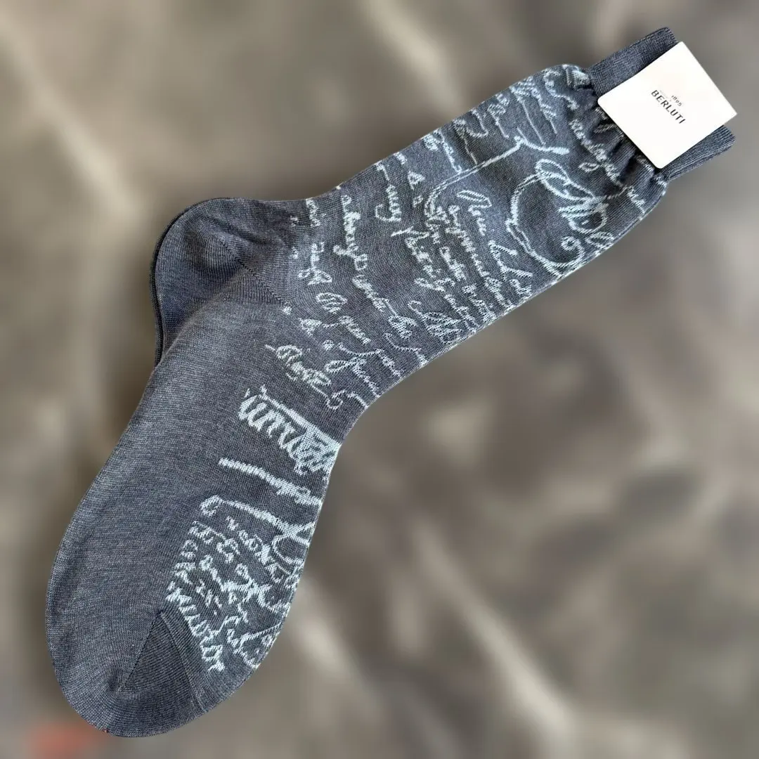 2026年最新】Berluti ソックスの人気アイテム - メルカリ