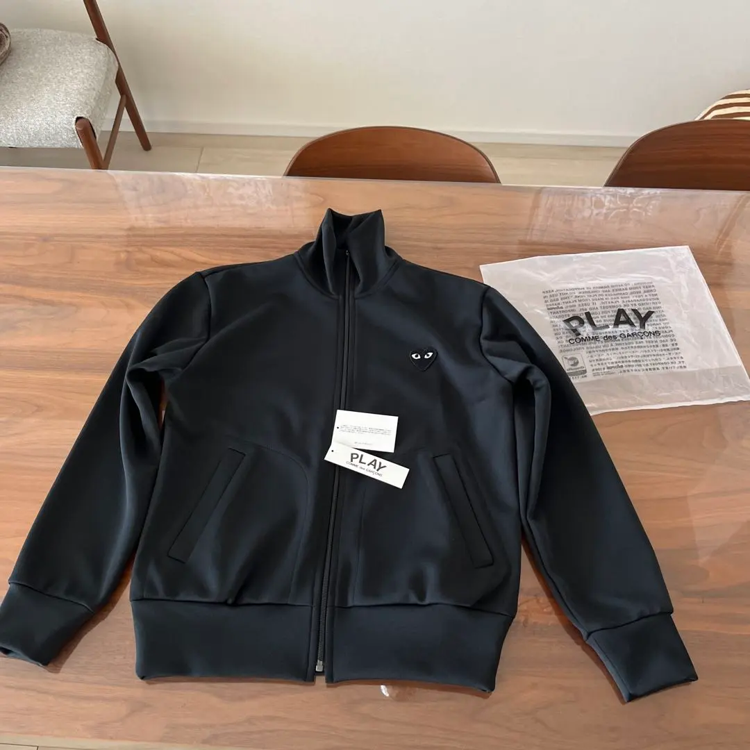 2026年最新】play comme des garcons トラックジャケットの人気