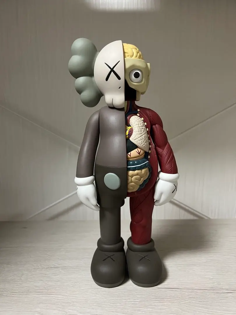 2026年最新】kaws companion flayedの人気アイテム - メルカリ