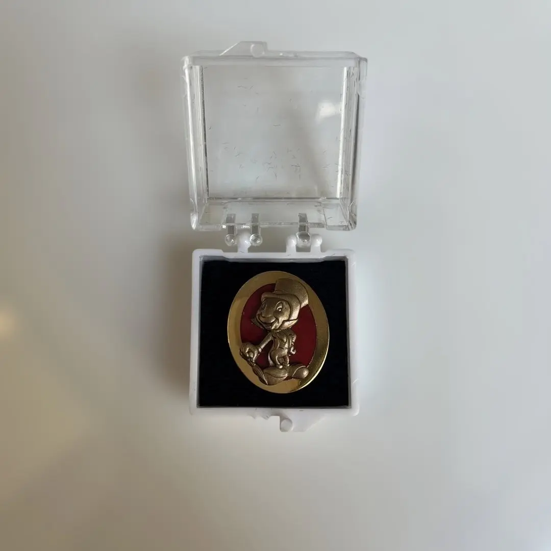 2026年最新】ディズニー トレーナーピンの人気アイテム - メルカリ