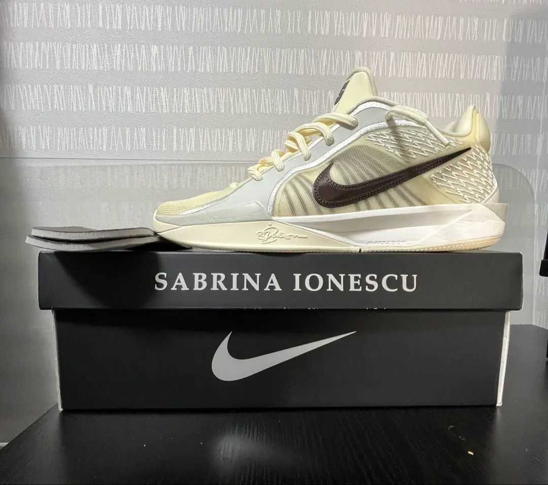 2026年最新】SABRINA1 28の人気アイテム - メルカリ