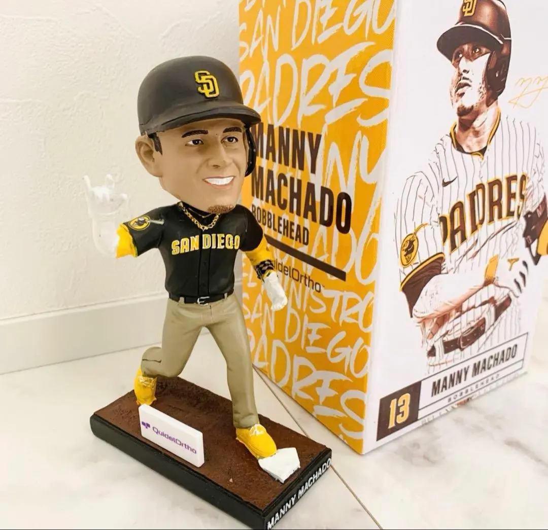 2026年最新】パドレス ボブルヘッドの人気アイテム - メルカリ