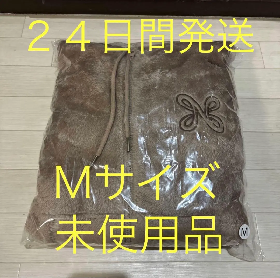 2026年最新】niziu パーカー uの人気アイテム - メルカリ