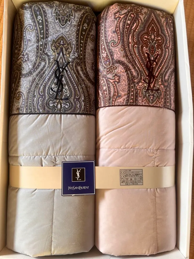 2026年最新】イヴサンローラン ダウンケット の人気アイテム - メルカリ
